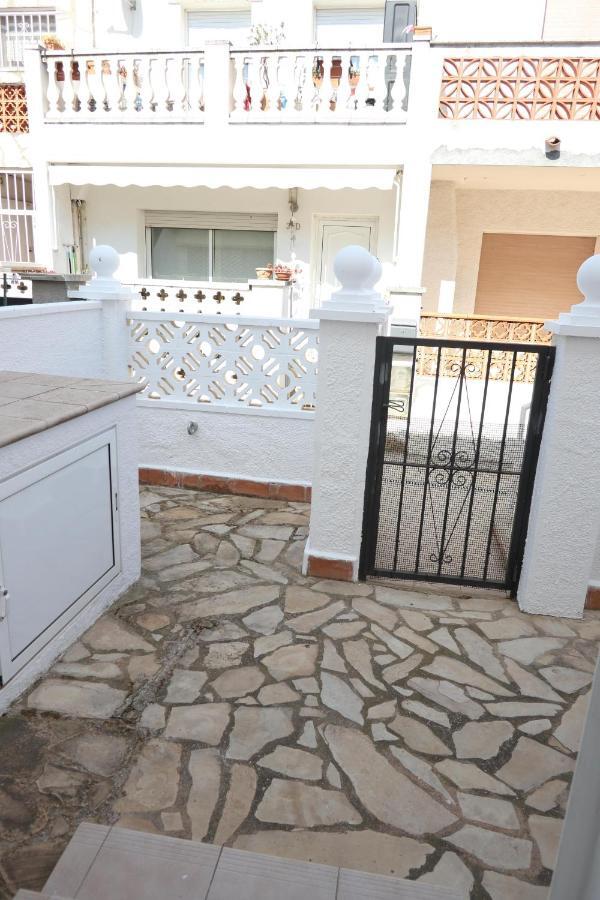 Orlina Apartment Empuriabrava Luaran gambar