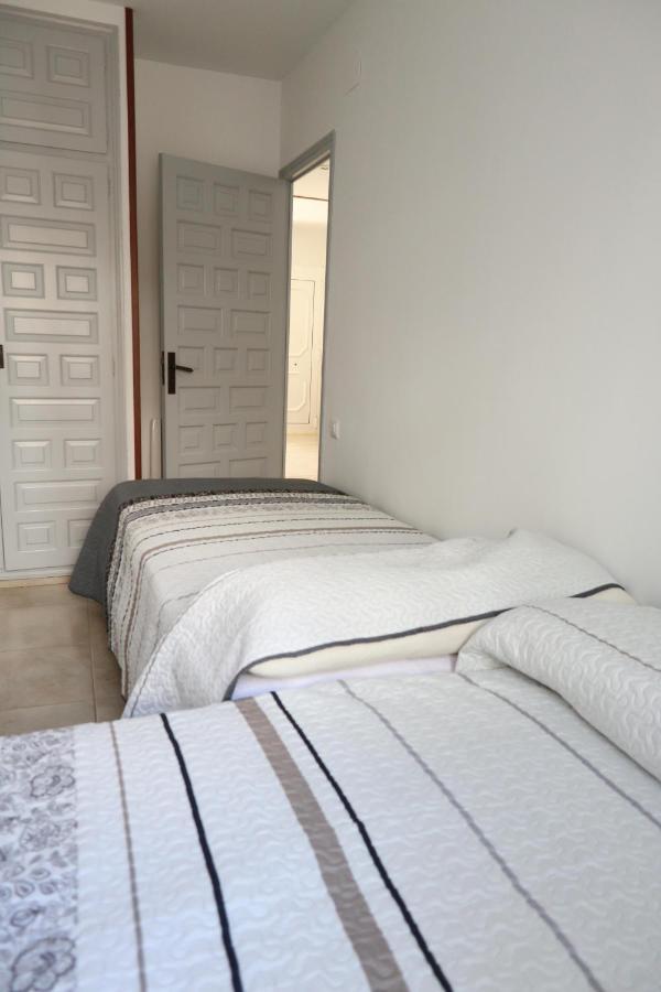 Orlina Apartment Empuriabrava Luaran gambar