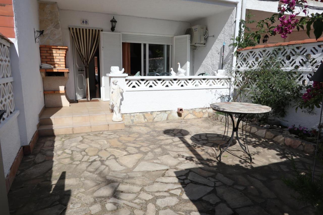 Orlina Apartment Empuriabrava Luaran gambar